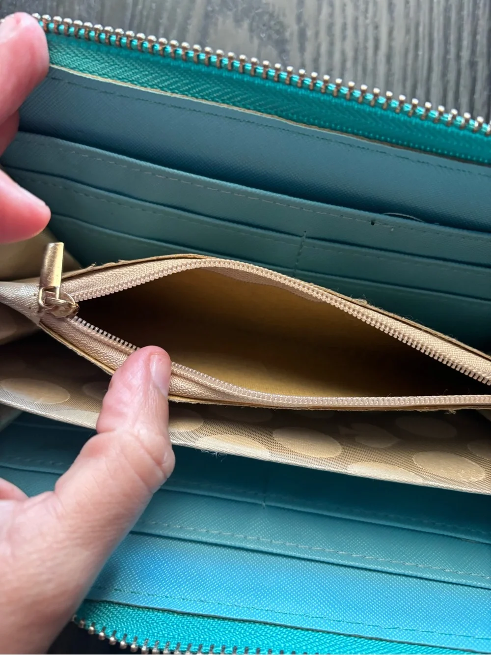 kate spade compact zip
